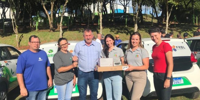 Administração municipal recebe Kit do Cigres